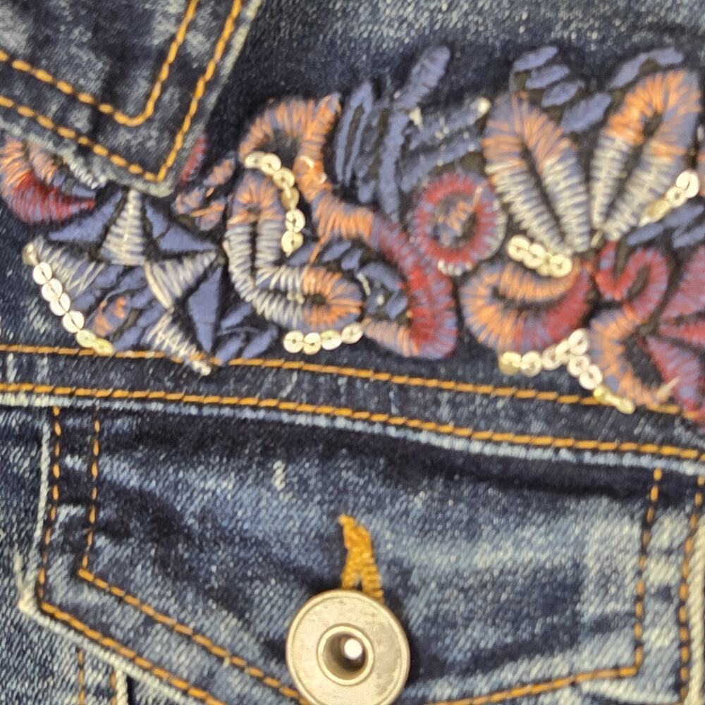 BACCINI Women’s Denim Jean Jacket Pockets Buttons Embroidered PS Boho Hippie Flo - Picture 4 of 10